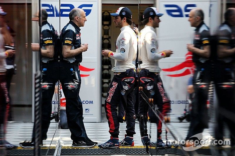 Franz Tost, Scuderia Toro Rosso Director del equipo con Carlos Sainz Jr., Scuderia Toro Rosso