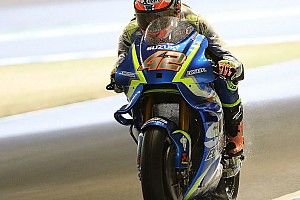 La Suzuki mette i "baffi" alla GSX-RR con la nuova carena