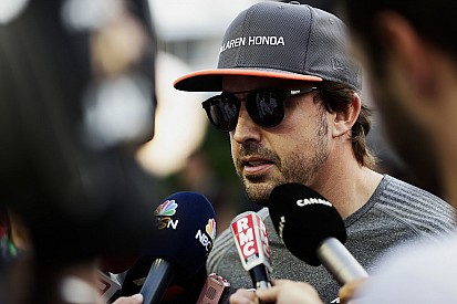 McLaren: „Nagyon közel állunk ahhoz, hogy Alonso hosszabbítson”