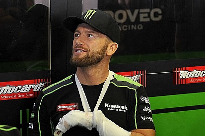 Tom Sykes operato a Barcellona per ridurre la frattura alla mano