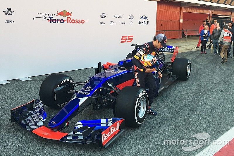 Fotogallery: la presentazione della Toro Rosso STR12