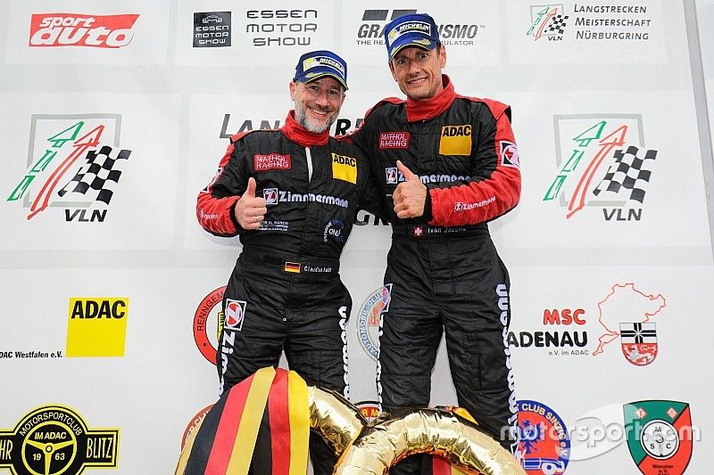 VLN: Siegreiches Saisonende für Ivan Jacoma