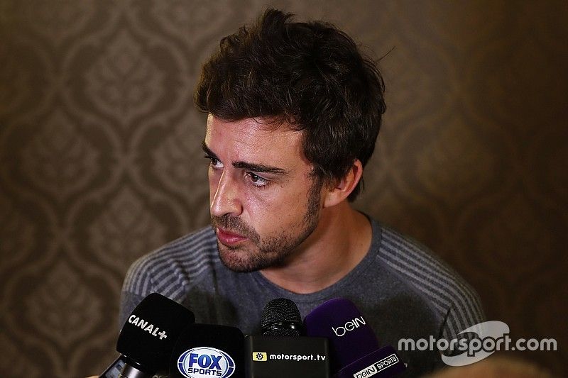 Алонсо заявил об отсутствии страха перед скоростью на овалах