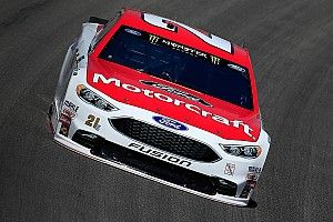 Ryan Blaney logra su primera pole en Kansas