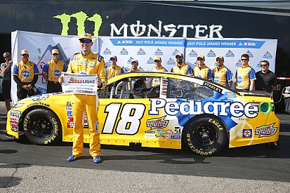 Kyle Busch edges Truex for first pole of 2017 season