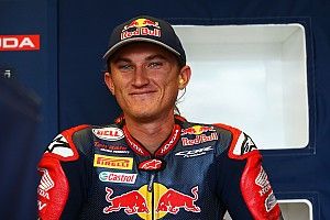 Gagne perkuat Honda WorldSBK, Bradl tersingkir