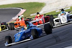 Kurios: Kein Auto im Ziel bei Formel-4-Rennen in Sepang
