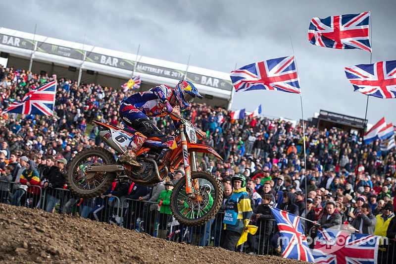 Motocross of Nations: Herlings houdt titelhoop in leven ondanks valpartij