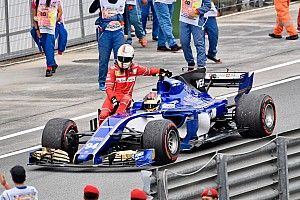 Vettel fogott egy „Ubert” – csak nem a megszokott módon (videóval)