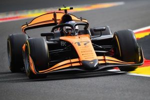 F2 Bélgica: Dunne arrasa y logra la pole; Pepe Martí logra su mejor resultado en qualy