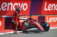F1: Ferrari confirma ausência de Leclerc no TL2 após acidente na primeira sessão no Canadá