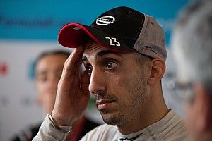 A Pirelli egyelőre nem tudja, miért történt Buemi silverstone-i balesete