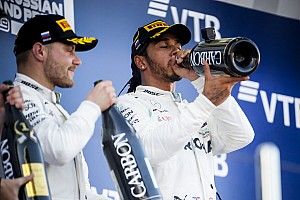 Hamilton: "Ferrari‘nin güçlenmesi spor için iyi"