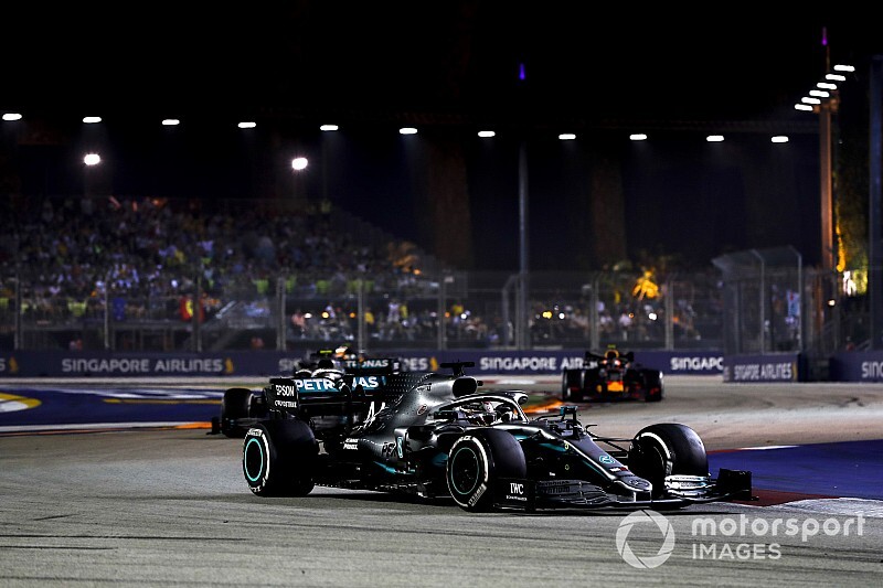 Hamilton: "Şampiyonluk garanti değil"