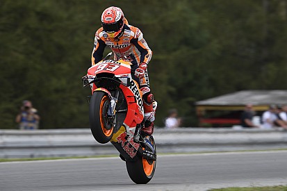 Маркес выиграл этап MotoGP в Чехии, Довициозо – второй