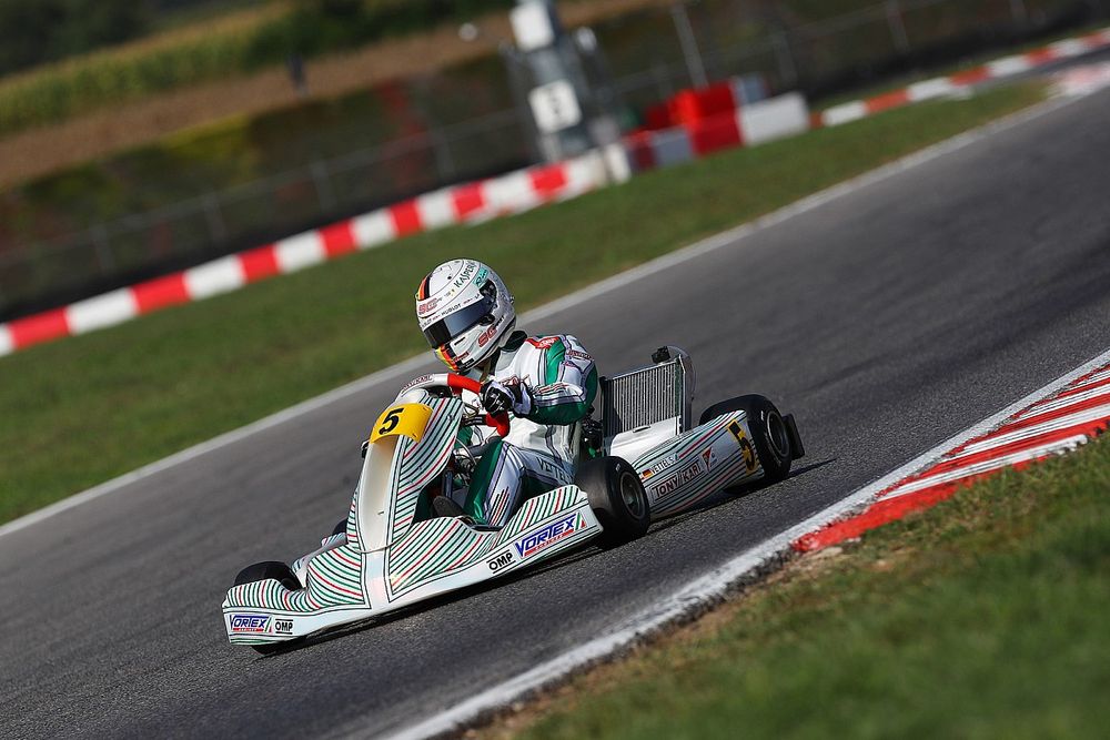 Sebastian Vettel is testing Tony kart