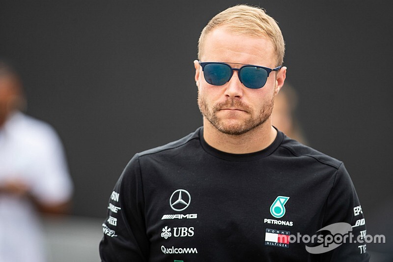Mercedes W11: üléspróbán Bottas