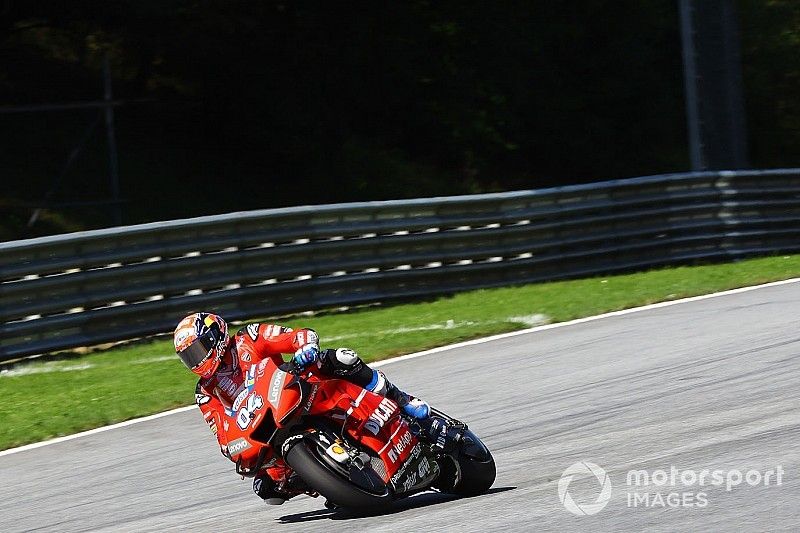 Pese a la caída, Dovizioso destaca que tiene “el mejor ritmo junto a Márquez”