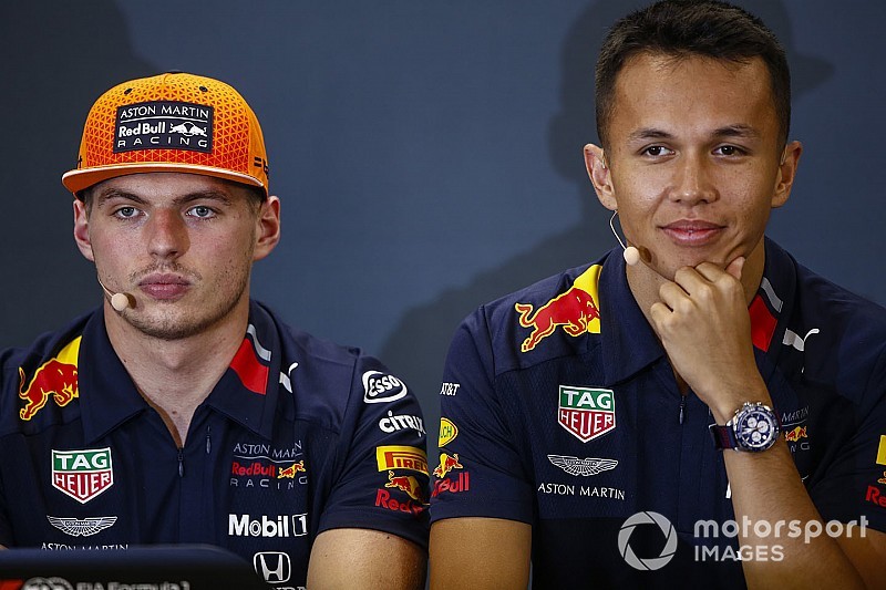 Albon tisztában van vele, ki a csapattárs a Red Bull-Hondánál