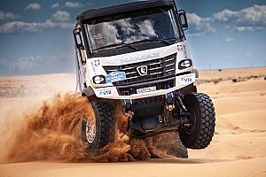 КАМАЗ предложил желающим проехать «Шелковый путь» на арендованном грузовике