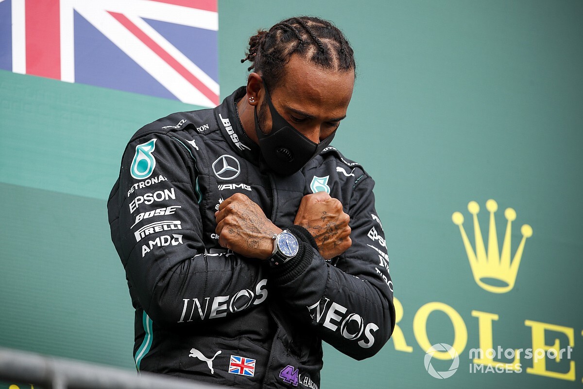 Hamilton bez konkurencji