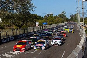 Border reprieve for Melbourne Supercars teams