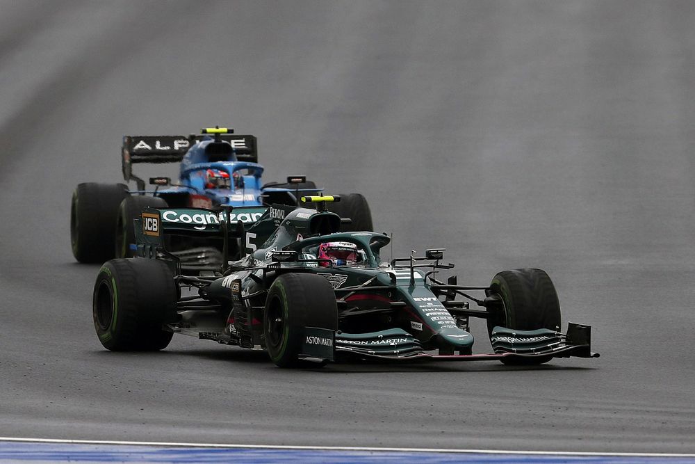 Vettel: Én akartam váltani, utólag már bánom