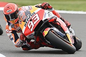 Márquez sufrió una leve herida en un ojo