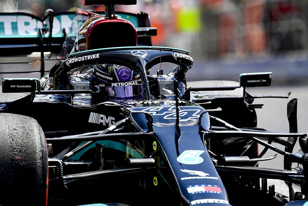 Hamilton Bantah Sengaja Melambat di Second Run Q3