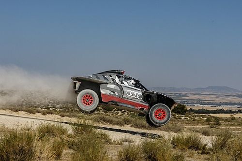 Castera responde a Sainz: "Audi puede ganar, no siento pena"