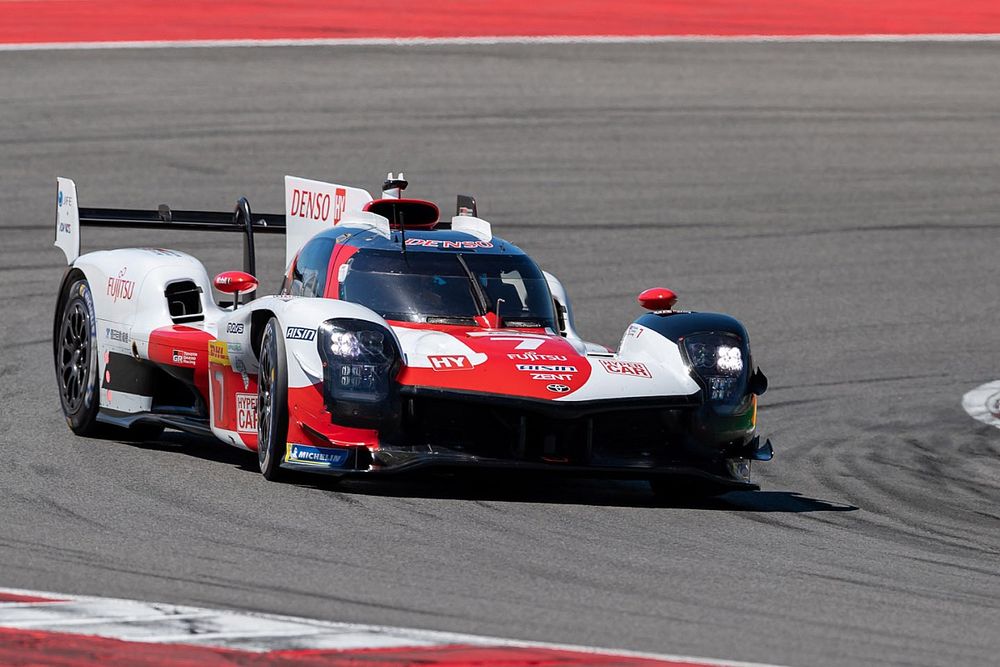 #7 Toyota Gazoo Racing - Toyota GR010 - H&iacute;brido - Mike Conway, Kamui Kobayashi, Jos&eacute; Mar&iacute;a L&oacute;pez
