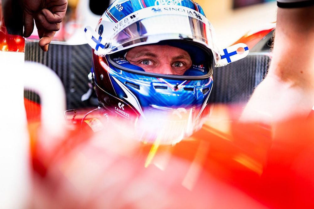 Bottas geniet weer van F1: "Mijn leukste seizoen tot nu toe"