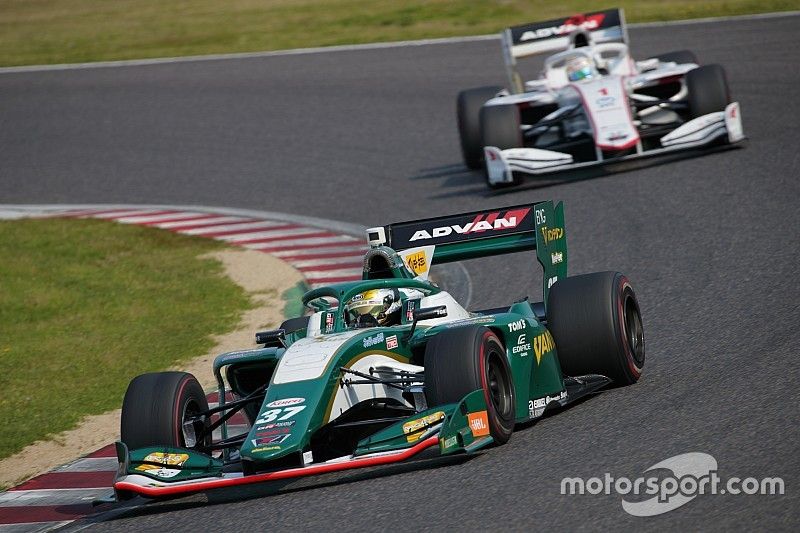Super Formula Suzuka: Cassidy menang dramatis
