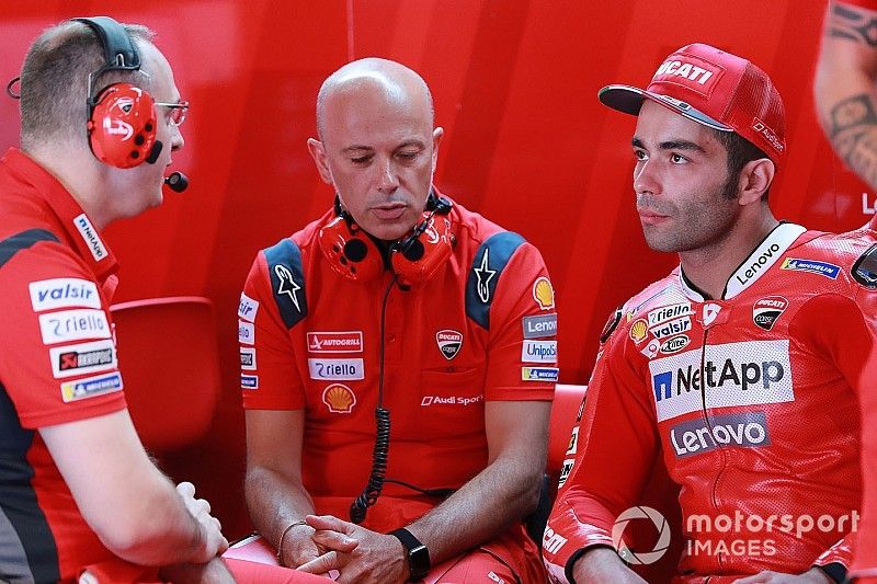 Petrucci : un contrat qui tarde et "une position un peu étrange"