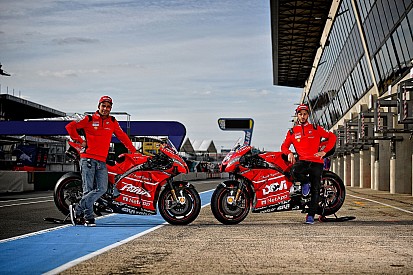 La decoración especial de las Ducati en Francia