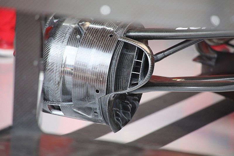 Ferrari: sulla SF90 non c'è solo l'ala nuova, ma anche brake duct e fondo