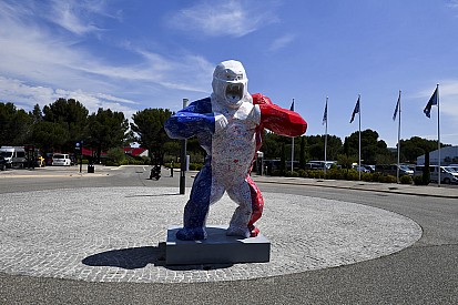 Fotogallery F1: ecco i preparativi per il GP di Francia 2019
