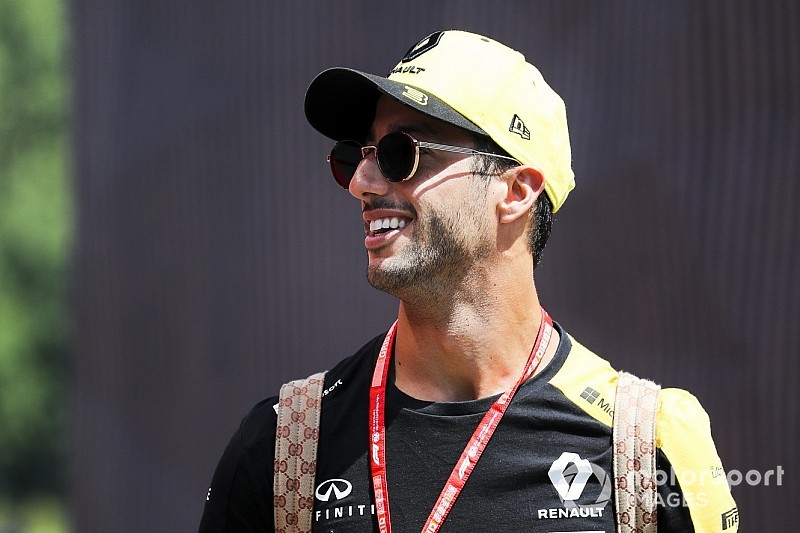 Ricciardo: „Nem a Mercedes a hibás, ezt felejtsük el!”