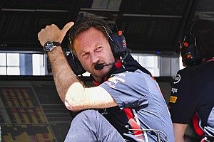 «У Ferrari резина работает иначе». Хорнер объяснил, почему Red Bull выбрал для старта Medium, а Скудерия – Soft