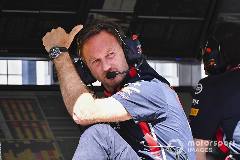 «У Ferrari резина работает иначе». Хорнер объяснил, почему Red Bull выбрал для старта Medium, а Скудерия – Soft