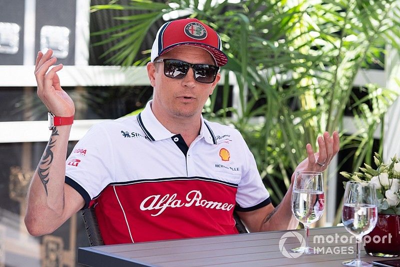 Kimi Raikkonen, Alfa Romeo Racing talks to the media