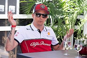 Райкконен отказался читать контракт с Alfa Romeo и запретил команде ныть и жаловаться
