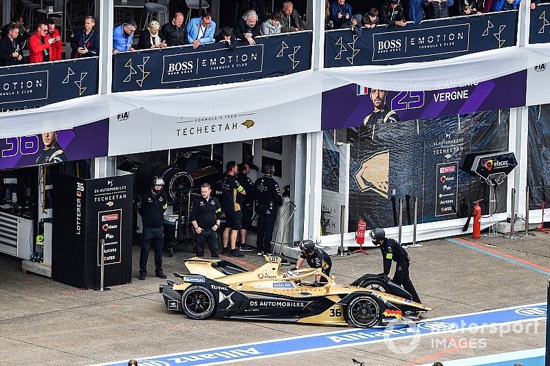 El abandono de Lotterer en Berlín, por sobrecalentamiento de la batería