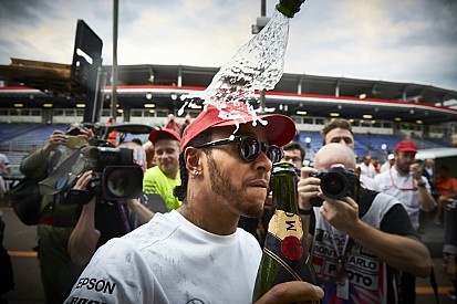 Hamilton: "Posso correre almeno altri cinque mondiali di Formula 1"