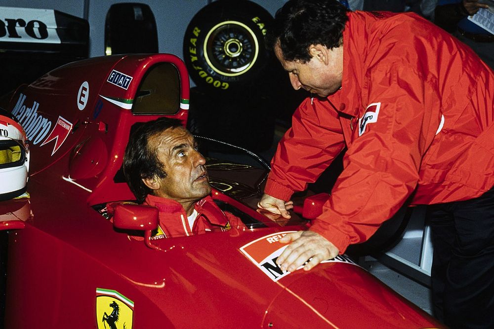 El expiloto de F1, Carlos Reutemann, ha sido hospitalizado