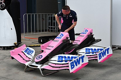 Az F1-nek „vakon” kellene fejlesztenie: ennyit spórolhatnak meg a csapatok a koronavírus miatt
