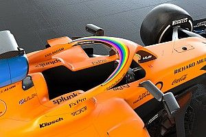 A McLaren festése is megváltozott: szivárványok is vannak rajta!