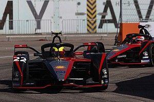Formula E, Berlino 5: Rowland regala il successo alla Nissan