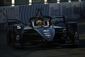 Pole voor Vandoorne, De Vries en Frijns in top-zes voor slotrace