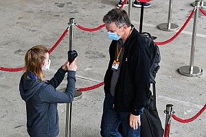 Fórmula 1 anuncia primeiros casos positivos de Covid-19 no paddock
